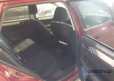 2018 Subaru Outback 2.5I Premium z USA, uszkodzony, nr VIN 4S4BSAHC2J3327471